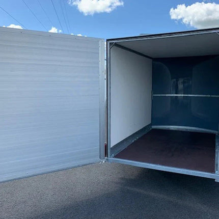 Furgoneta Debón Cargo 1300 en Poliéster Azul con Puerta Lateral Nueva