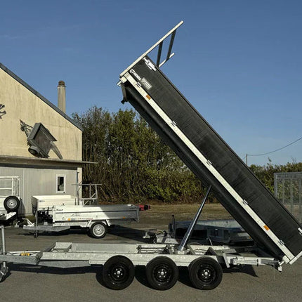 Remolque de tres Volquetes 3×1800 kg 3,5 t