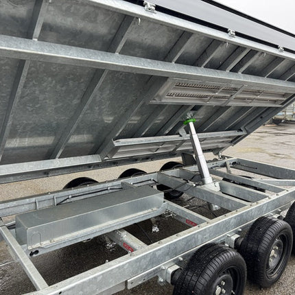 Remolque de tres Volquetes 3×1800 kg 3,5 t